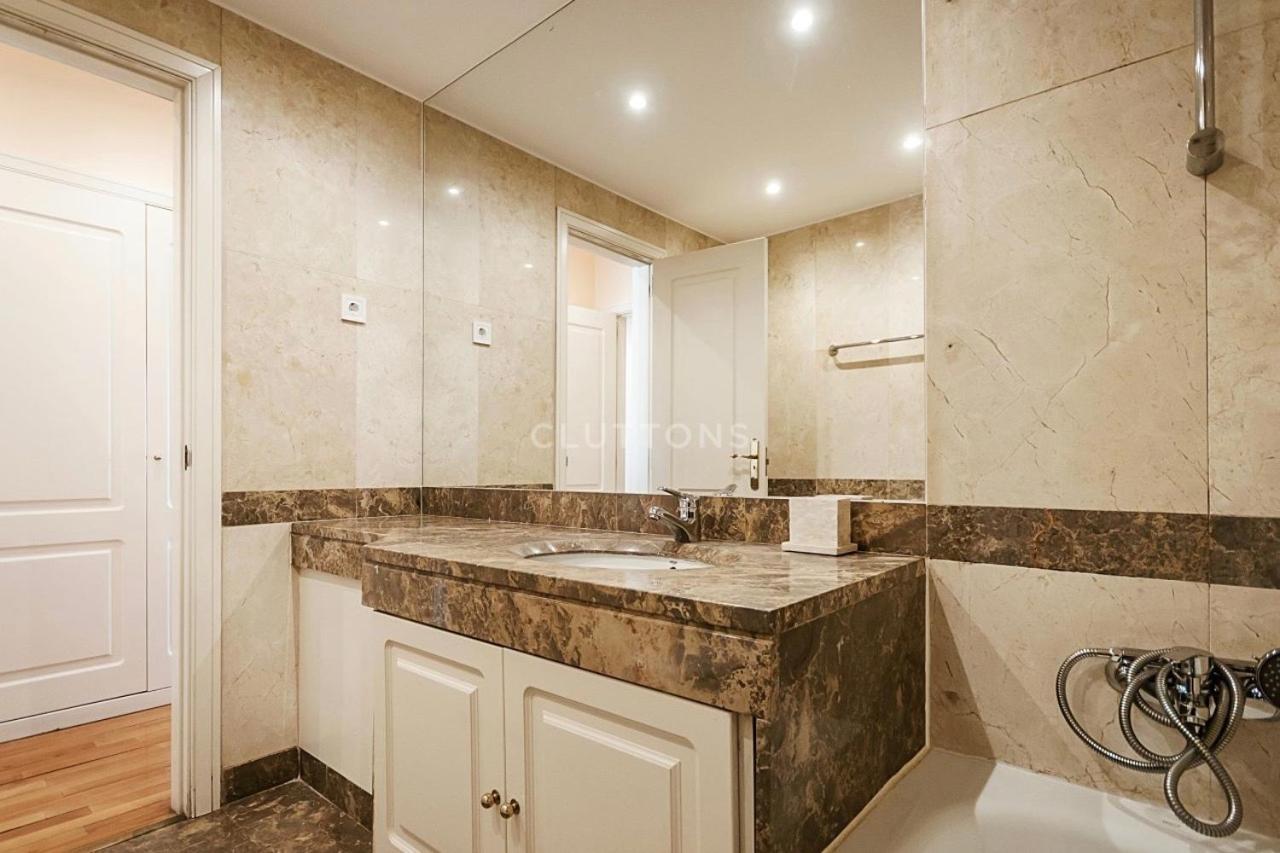 Boutique Apartment - 2 Bedroom - Lisbon City Center エクステリア 写真