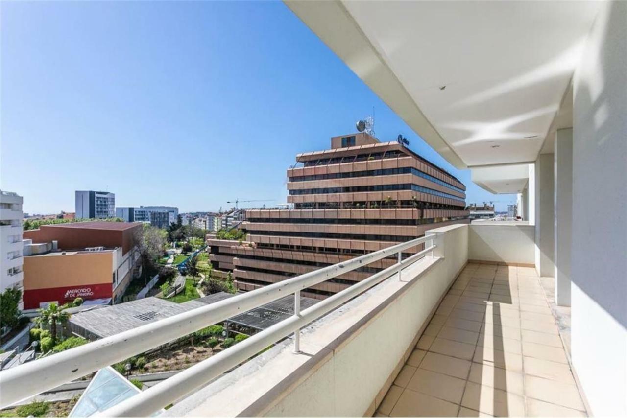 Boutique Apartment - 2 Bedroom - Lisbon City Center エクステリア 写真
